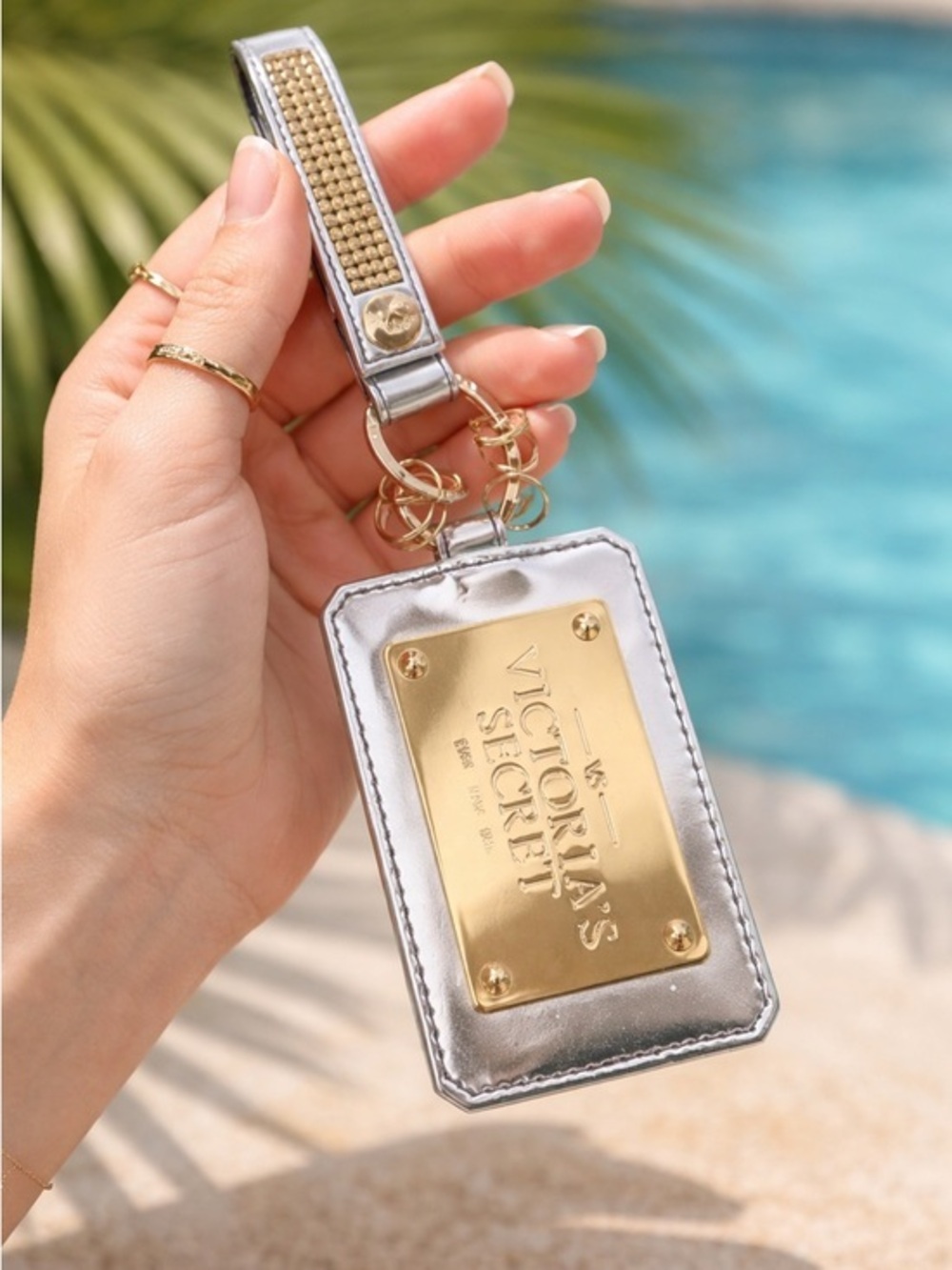 NWT Victoria’s Secret Pink/Gild/Silver ID Keychain Wristlet Holder Luggage tag